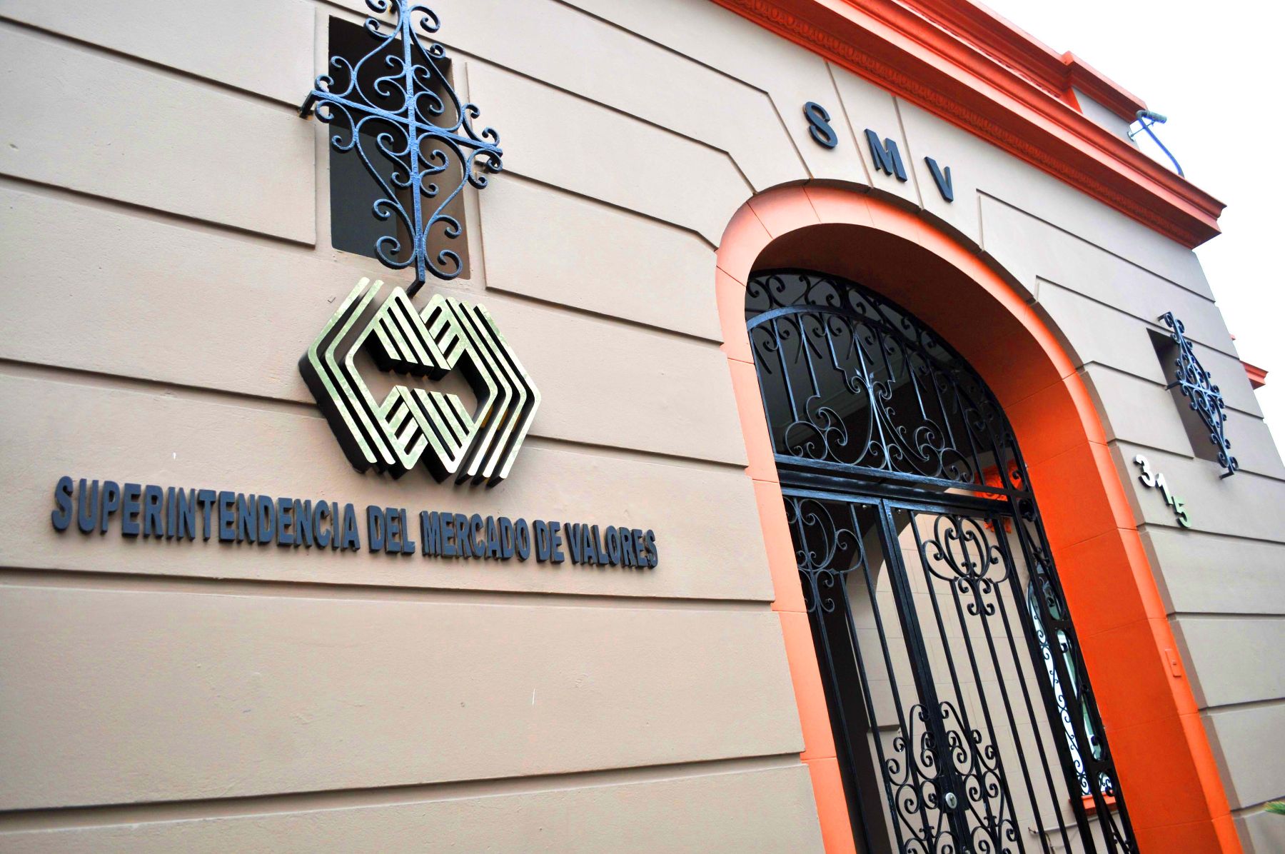 Empresas tendrán prórroga de 30 días para presentar estados financieros a SMV